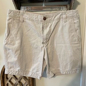 Men’s Khaki Shorts
